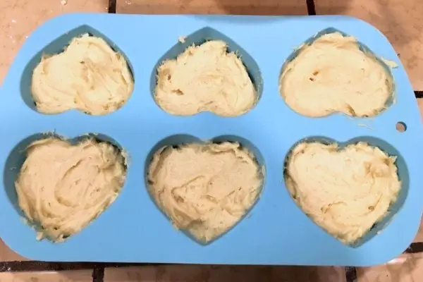 heart shaped cake pops